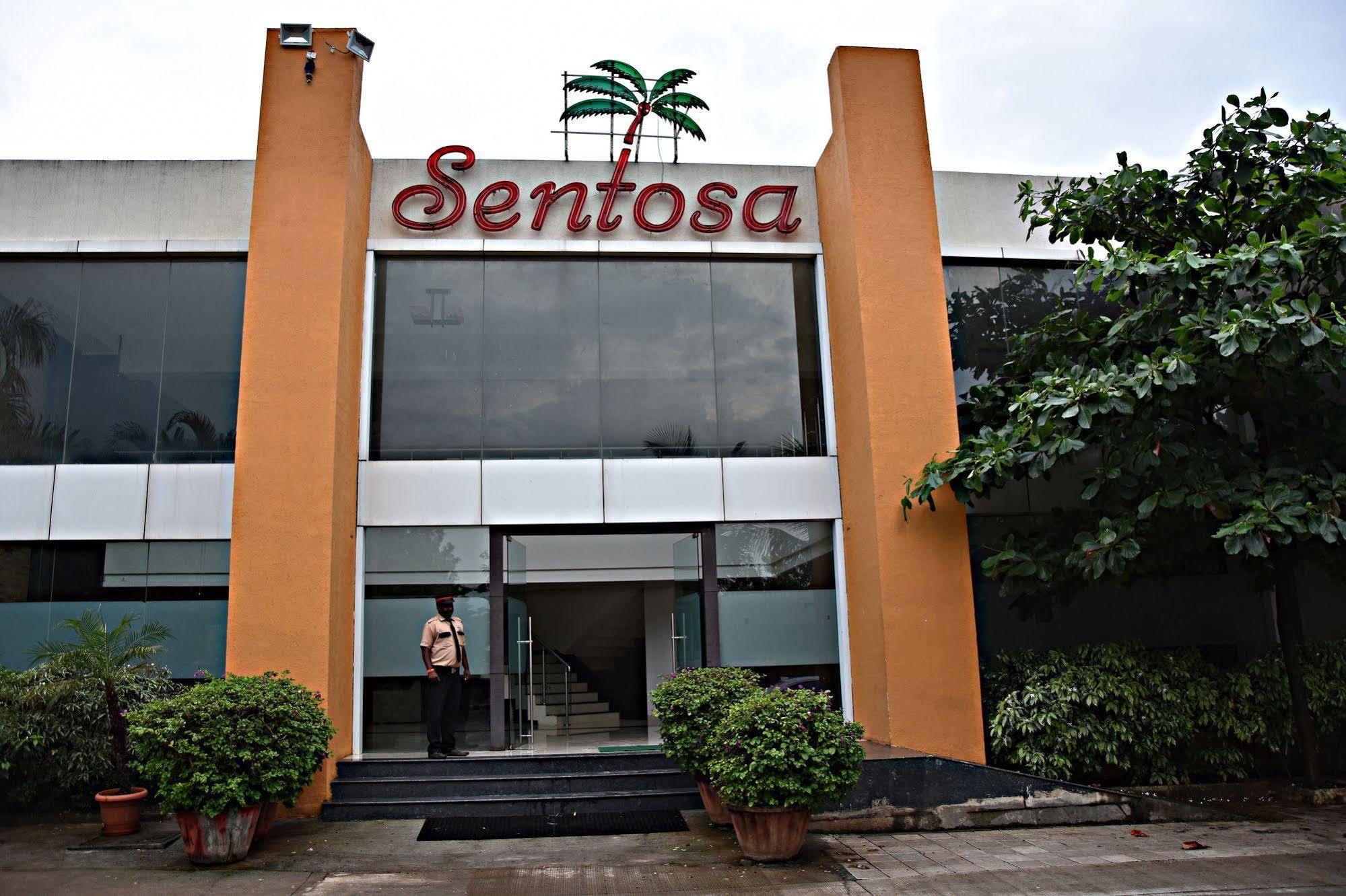 Sentosa Resorts Chinchvad Exterior photo